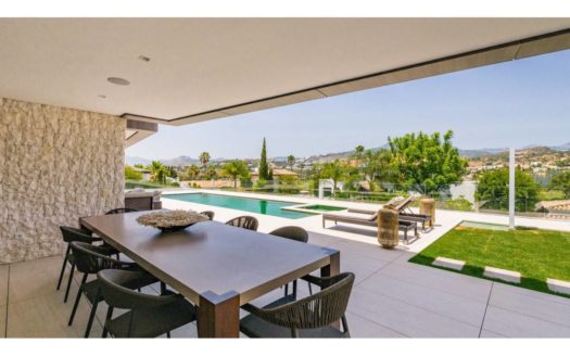 Villa en Nueva Andalucía – Ref: 000021