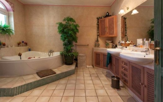 Villa in Mijas Costa – Ref: 000063