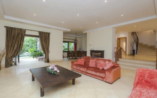 Villa en Altos de Puente Romano – Ref: 000010