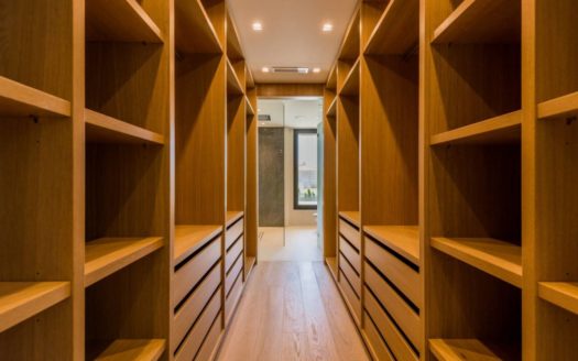 Villa en Nueva Andalucía – Ref: 000021