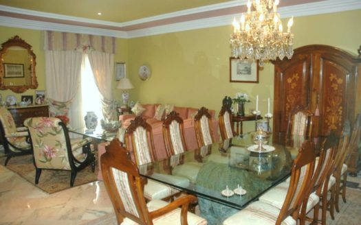 Villa con  vistas panorámicas al mar – Ref: 000038