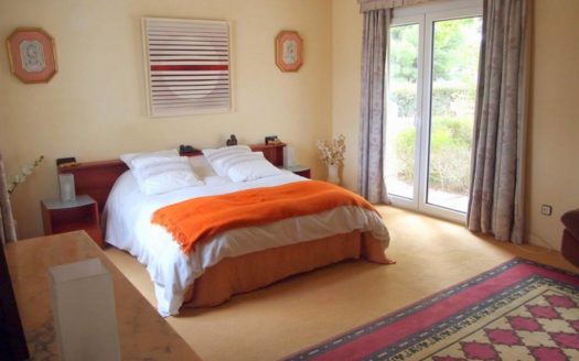 Villa in la Sierrezuela – Ref: 000060