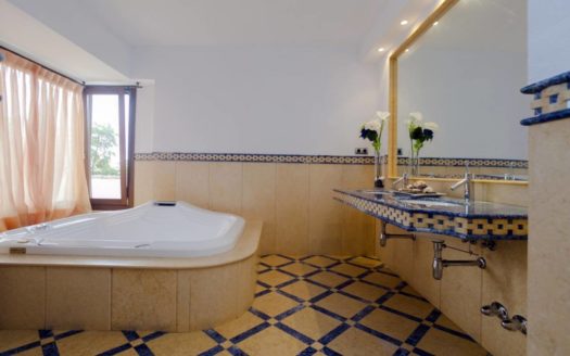 Villa en Altos de Puente Romano – Ref: 000010